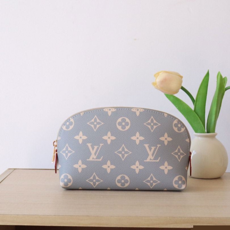 LV Clutch Bags